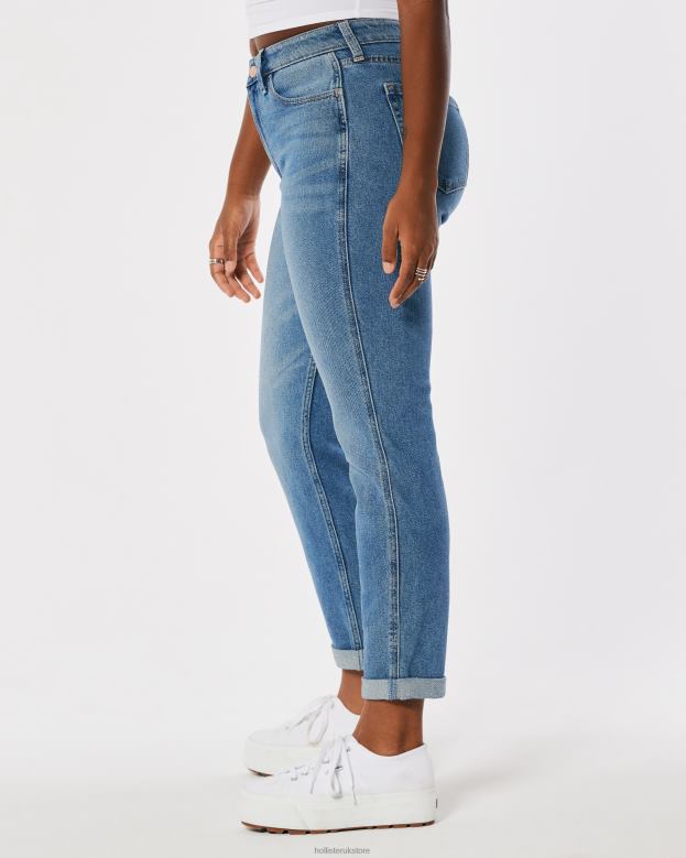 Bottoms Hollister Women Curvy High-Rise Medium Wash Mom Jeans 48820679 Medium Wash
