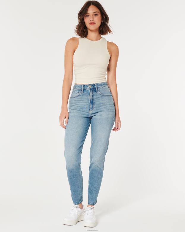 Bottoms Hollister Women Curvy Ultra High-Rise Medium Wash Mom Jeans 48820484 Medium Wash