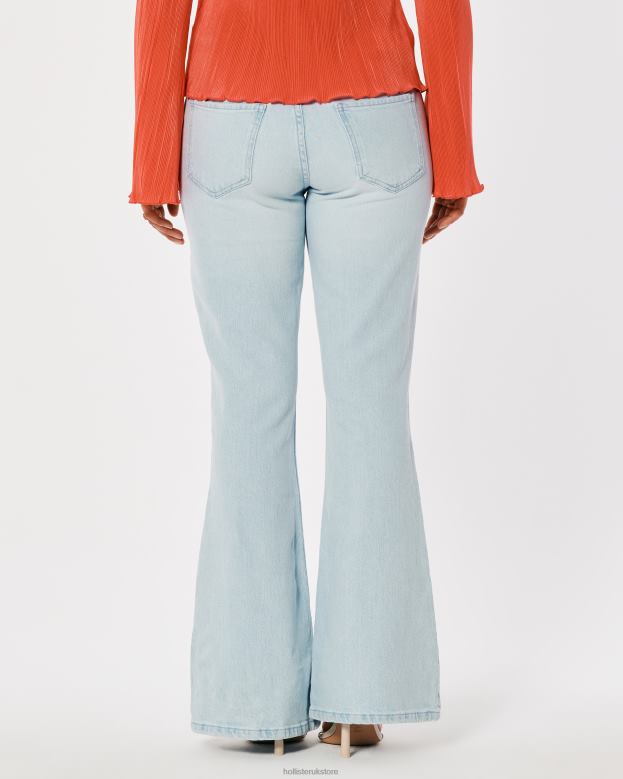 Bottoms Hollister Women Social Tourist Low-Rise Light Wash Ultra-Baggy Flare Jeans 48820763 Light Wash
