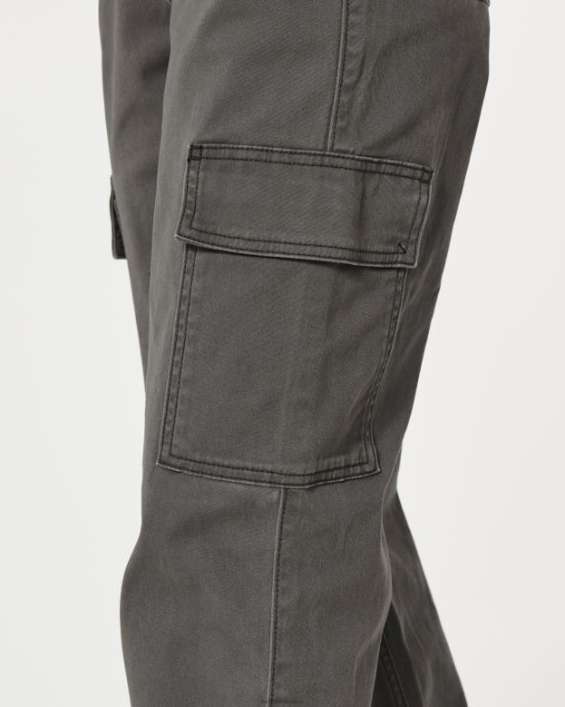Bottoms Hollister Women Ultra High-Rise Cargo Dad Pants 48820588 Dark Grey