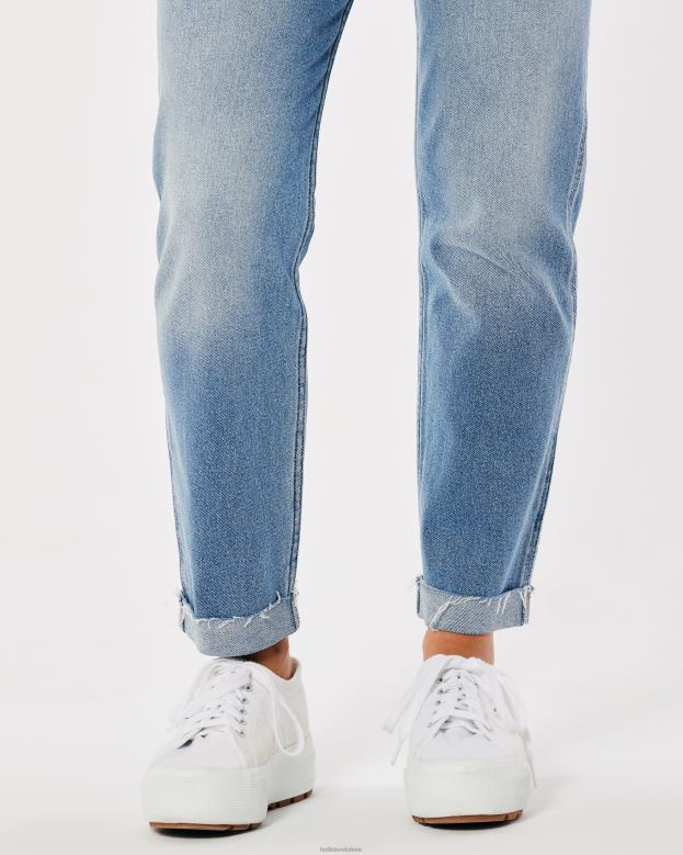 Bottoms Hollister Women Ultra High-Rise Medium Wash Mom Jeans 48820529 Medium