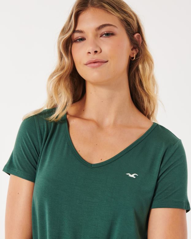 Tops Hollister Women Easy Icon V-Neck T-Shirt 4882069 Dark Green