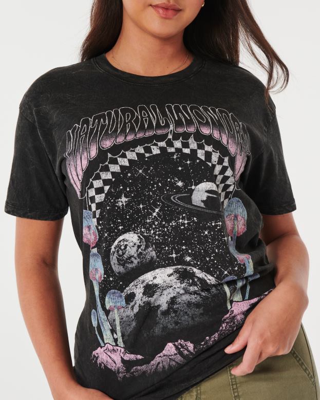 Tops Hollister Women Oversized Natural Wonder Graphic Tee 48820130 Black