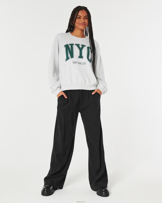 Tops Hollister Women Oversized New York City Graphic Crew Sweatshirt 4882011 Light Heather Grey