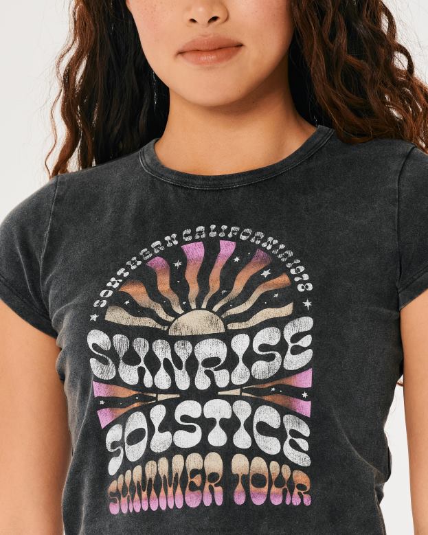 Tops Hollister Women Relaxed Sunrise Solstice Graphic Baby Tee 48820347 Washed Black